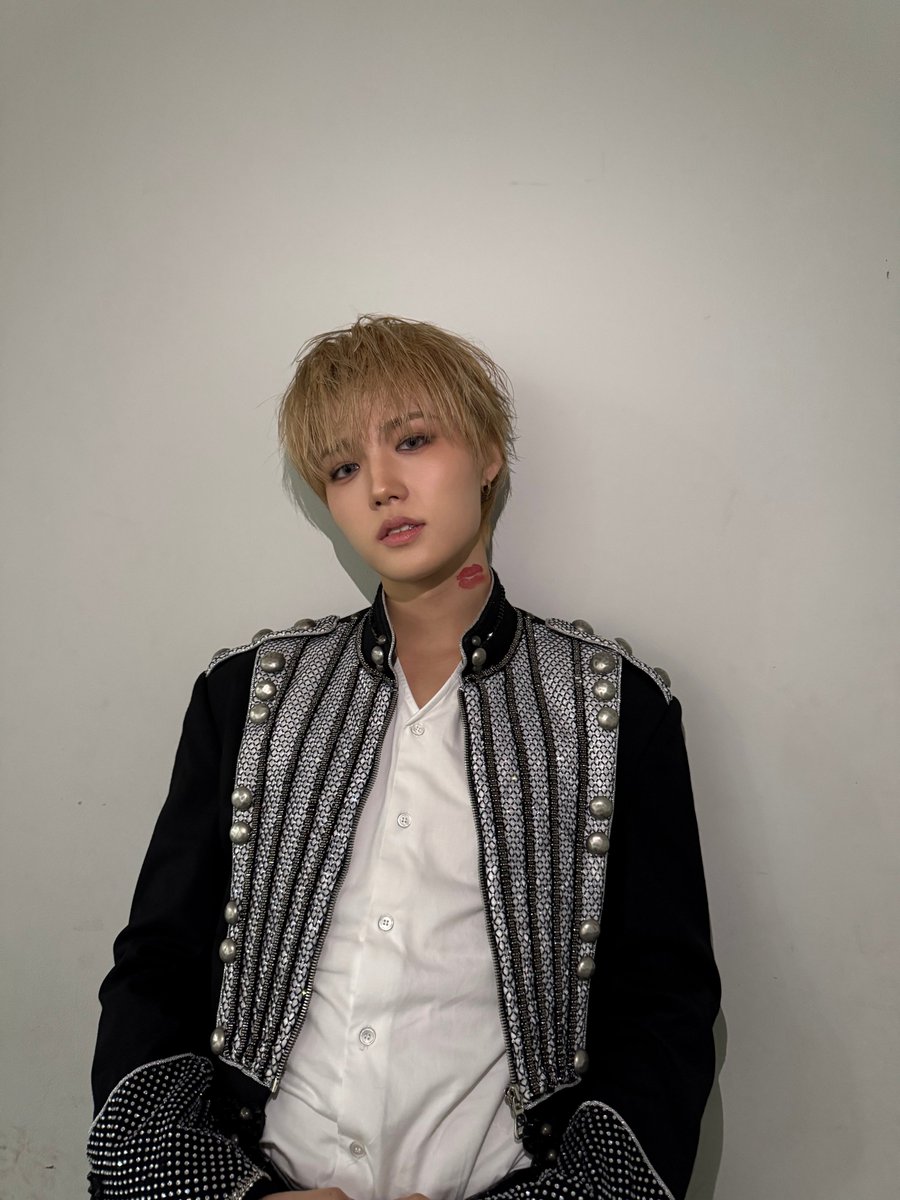 Treasurecharts tweet media