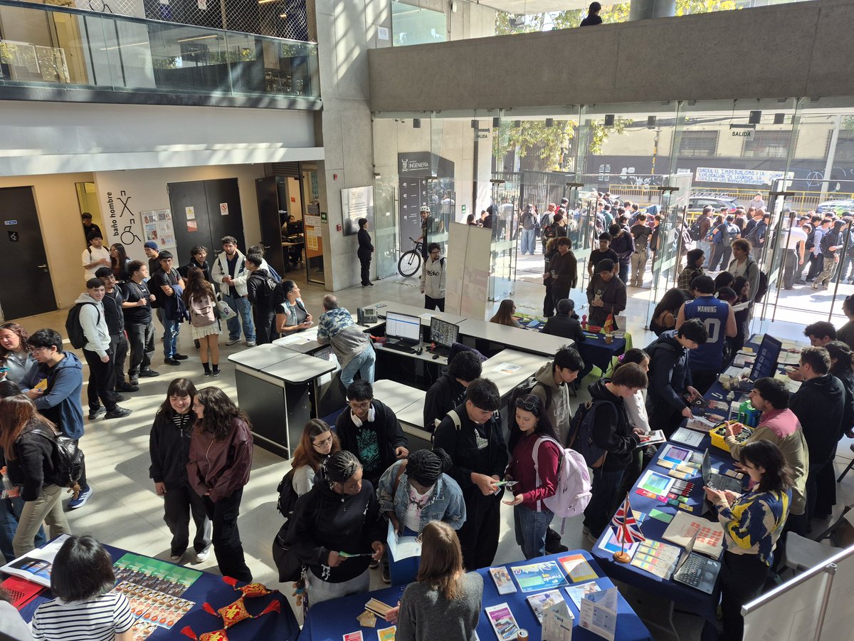 UsachIngenieria's tweet photo. Ya estamos en la feria internacional FING @usach,  entregando información sobre las opciones de intercambio e internacionalización al estudiantado. Gracias a @clBritish @GI_Chile @centrousach @usachinter @ConfucioUC @CampusFrance https://t.co/Sjr3Rk3hXE