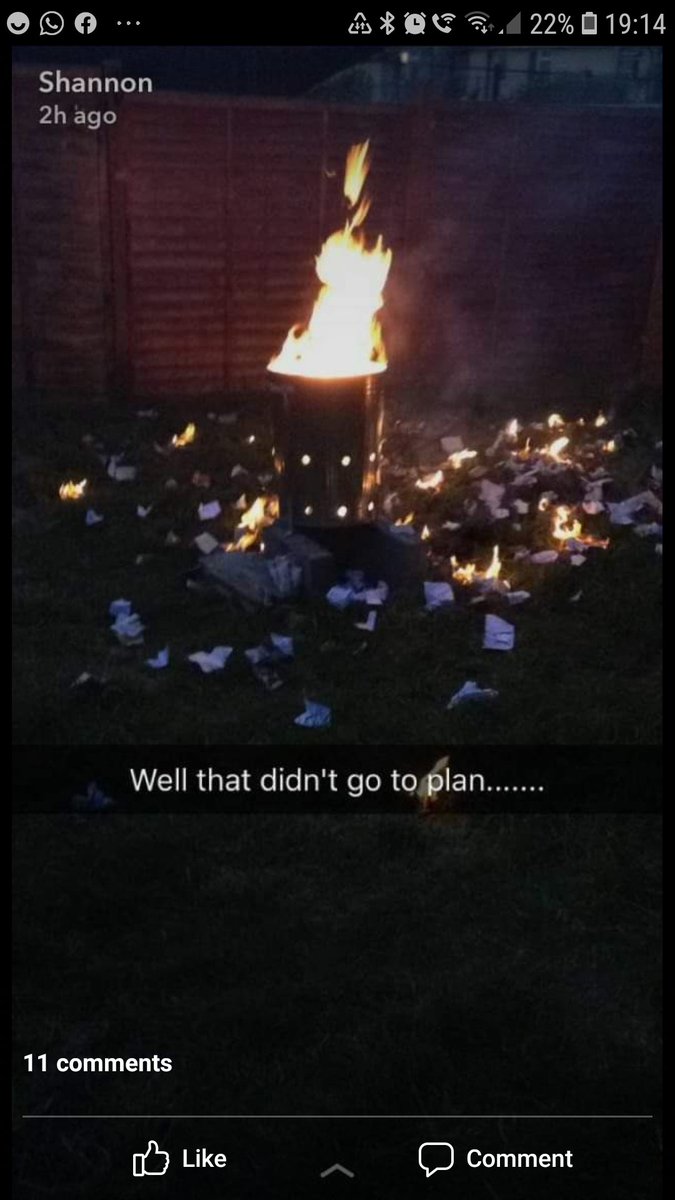 chadsan41's tweet photo. @who2stu My daughter recorded the demise of my first one, a tad too much petrol made the lid disappear into i know not where and blew the bottom out. She was playing 'Firestarter' as I lit it. Didn't need to trim my eyebrows for a while 🔥🤔 https://t.co/SnGWaiqpKf