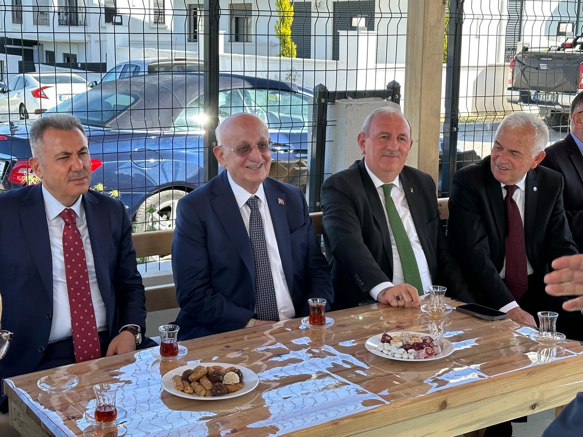 📍Açılış Programı 

 27. Dönem Türkiye Büyük Millet Meclisi Başkanımız Sn. İsmail Kahraman ve İzmir Valimiz Sn. Süleyman Elban’ın teşrifleriyle, Menderes ilçemizde bulunan Özel Afta Huzurevi ve Yaşlı Bakım Merkezi’nin açılış programına katıldık.

Bu güzel eserin hayata