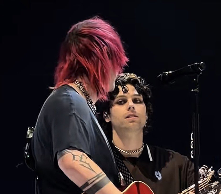 ˙⋆✮Tali’s🖤NOT OKAY🖤˙⋆✮ tweet media