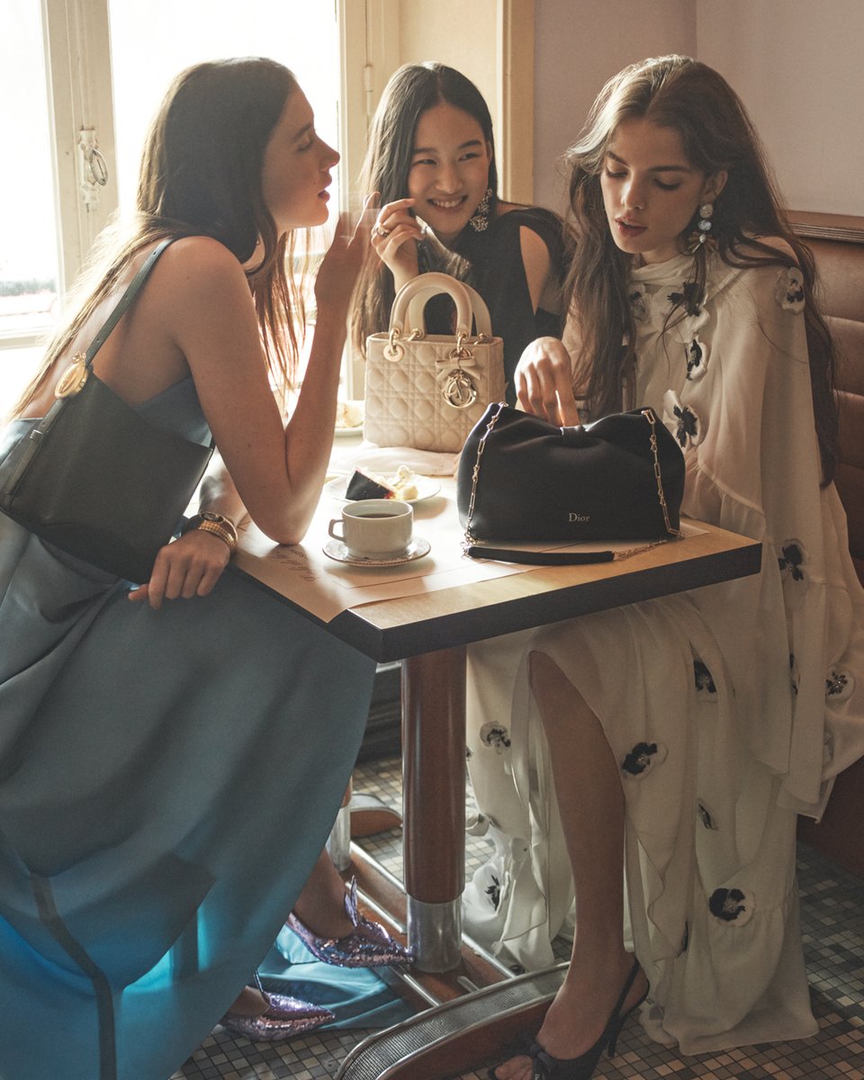 Dior tweet media