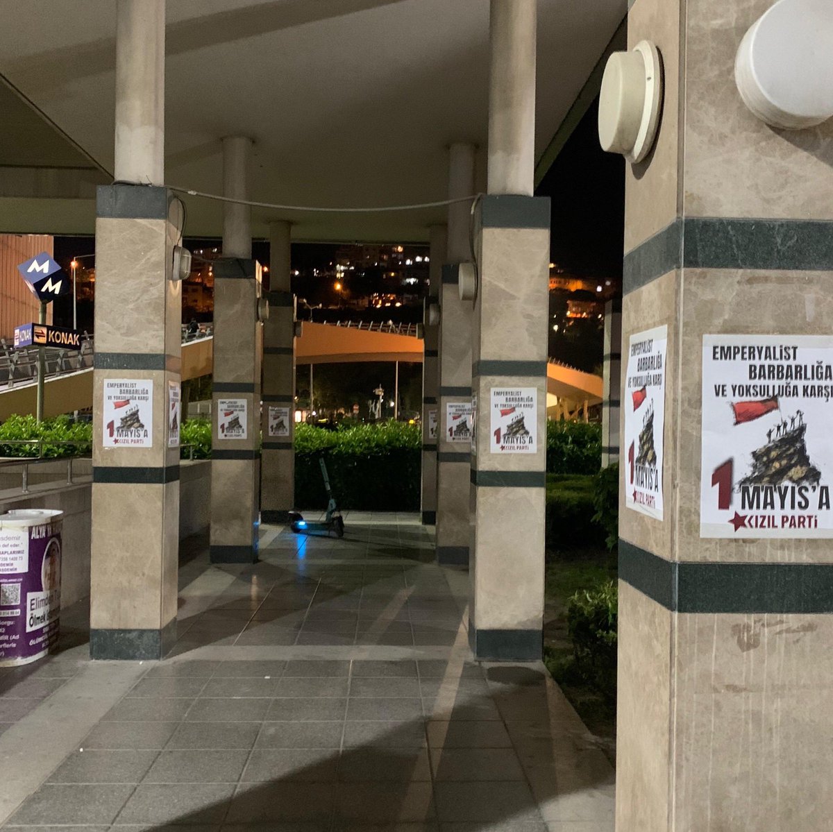 Kızıl Parti İzmir tweet media