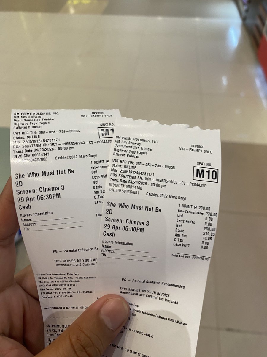 Here4Sethyboy's tweet photo. Trentahin pumasok sa sinehan, lumabas na feeling Bagets ulit.. lakas maka feeling young manuod ng #SheWhoMustNotBeNamed Nakakatawa-nakakakilig-paiiyakin ng slight. Talagang "LAUGH AND CHILL" lang habang nanunuod.

Congratulations Team SWMNBN. Kudos! @solarstudiosinc https://t.co/vR4WyaWLJx