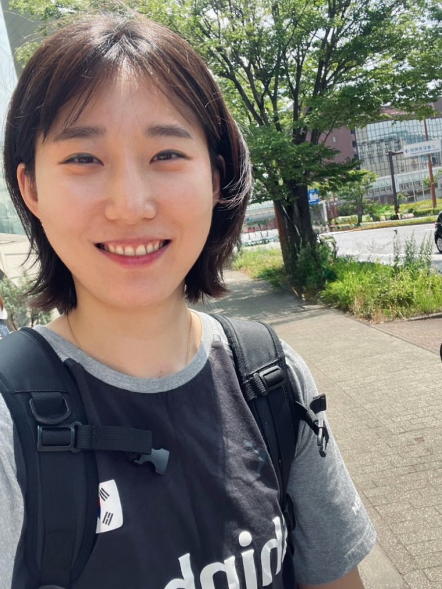 짱아 tweet media
