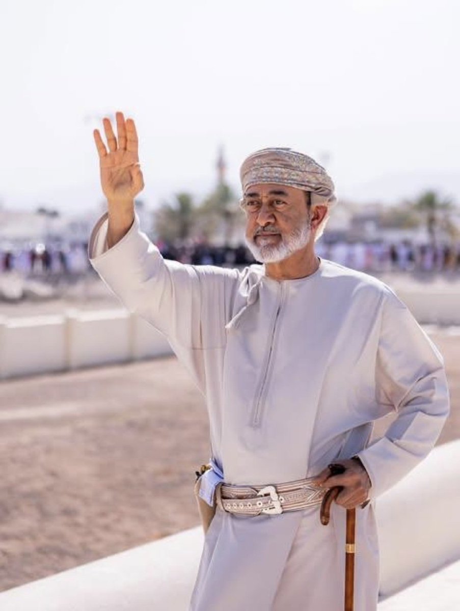 SaHa435755's tweet photo. سلطاننا المعظم .حفظه الله . يصل ولايه صور https://t.co/XVSk0rPD8k