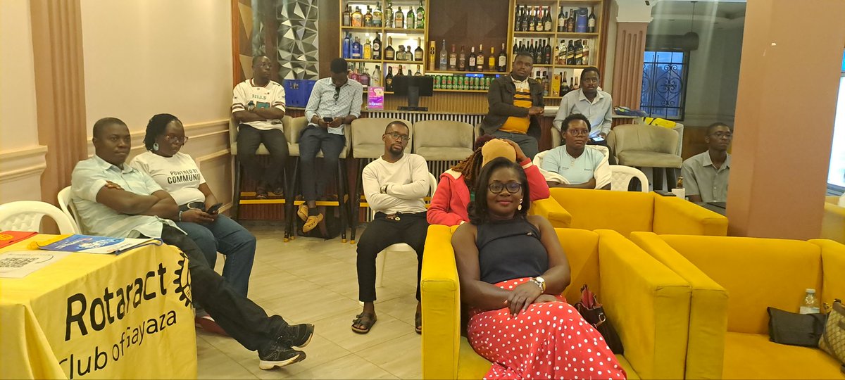 fellacan's tweet photo. During fellowship on Sunday, RC Gayaza members convened and shared DISCON experiences, celebrate awards, give feedback &amp; strategize for the next DISCON. RC Gayaza got an award onthe Best Environment Project &amp;The Rotary Foundation Governor's Award.Thanks to our president &amp; members https://t.co/8s7jzADlrd