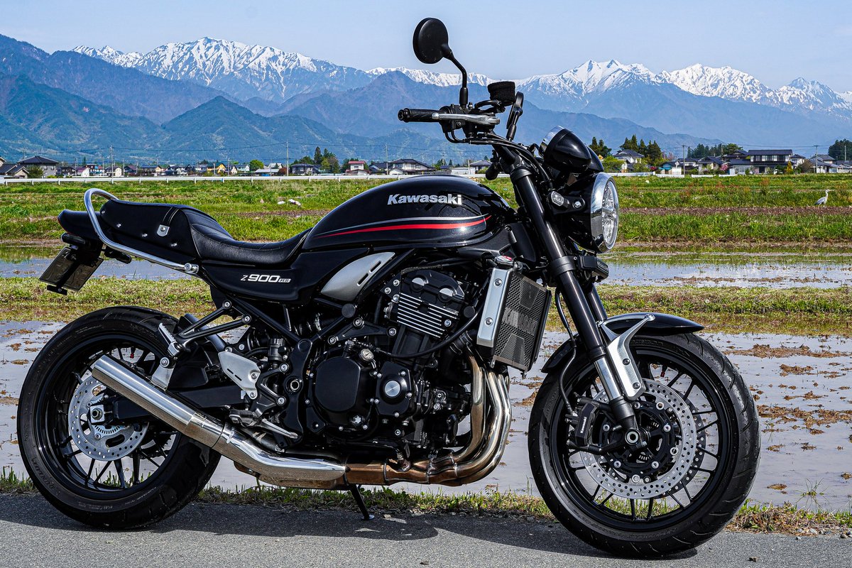 omom_ku's tweet photo. 残雪の北アルプス
#Kawasaki #Z900RS #ZFreak https://t.co/oZvDzn8wA7
