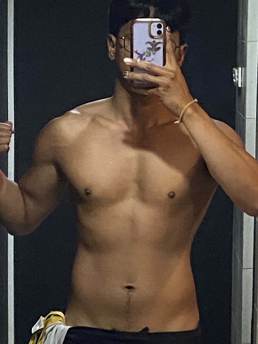 Aarooncameback tweet media