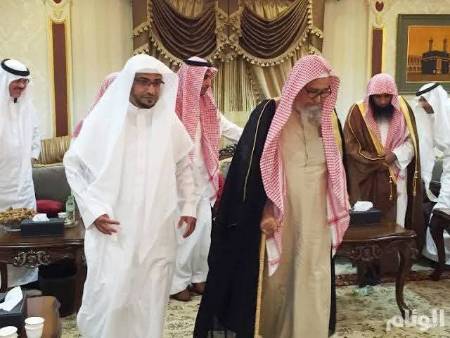 عبّاد tweet media
