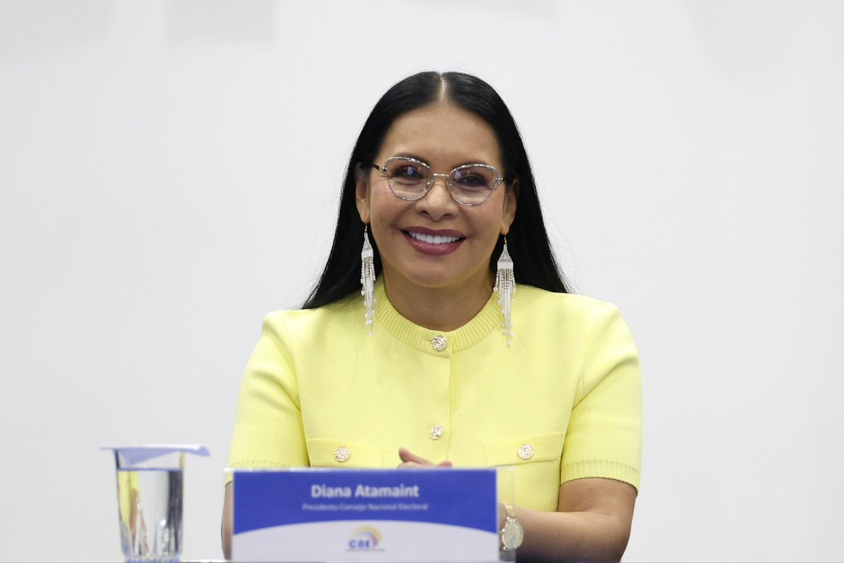 Diana Atamaint tweet media
