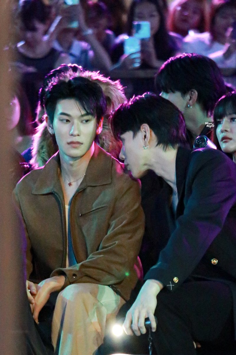 MissNight​ 🌌 tweet media