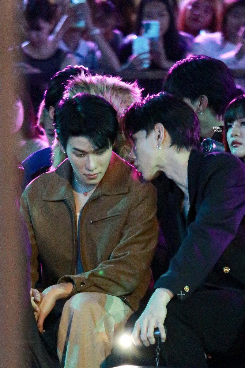 MissNight​ 🌌 tweet media