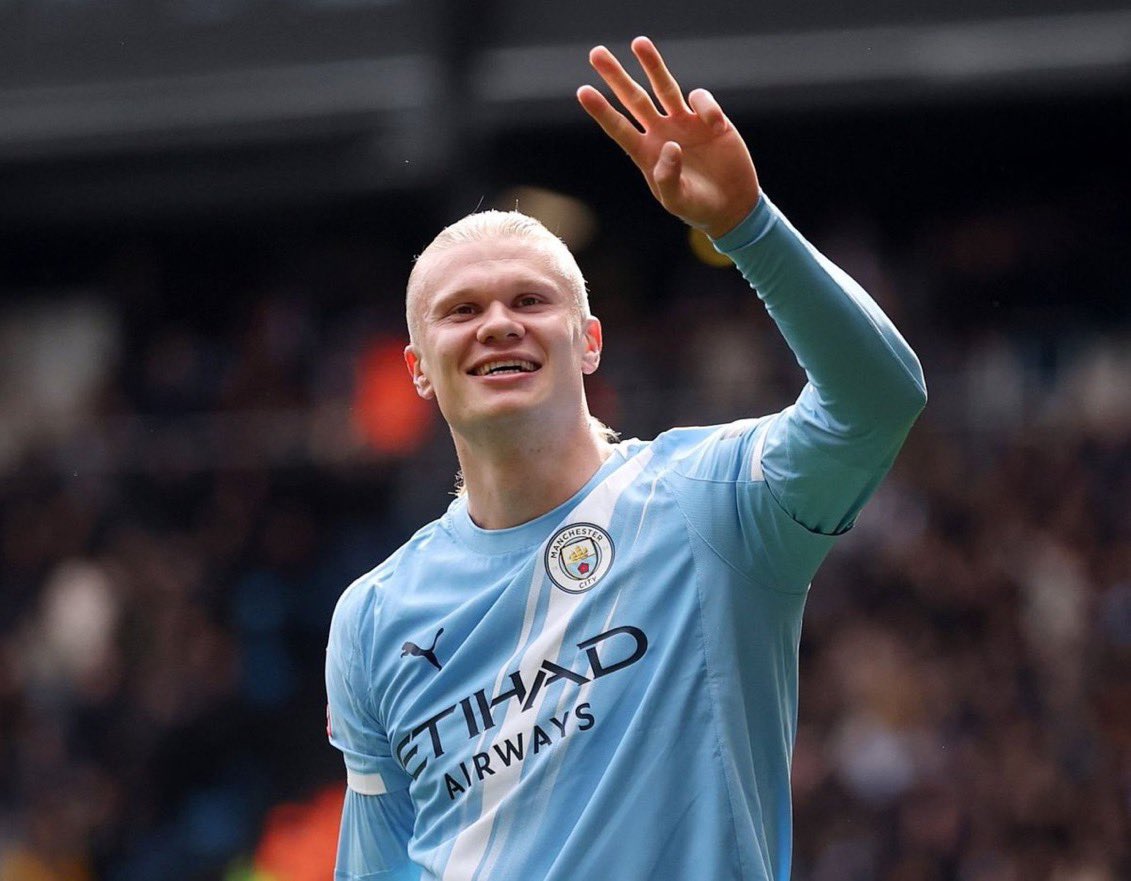 FPL_Elite0's tweet image. 🚨ثريد نصائح الجولة {35} من فانتزي الدوري الإنجليزي ✅

 • اهـم خـيـارات الـوايلد كـارد 🧐

• اهـم خـيـارات الـكبـتـنـة ©️

• اهـم الاعبـيـن الـديـفرنـشال 🔒

لاتـنسى دعـمك | لايـك + ريـتويت + مـتابعة الـحساب ✅

#FPL | #FPLCommunity