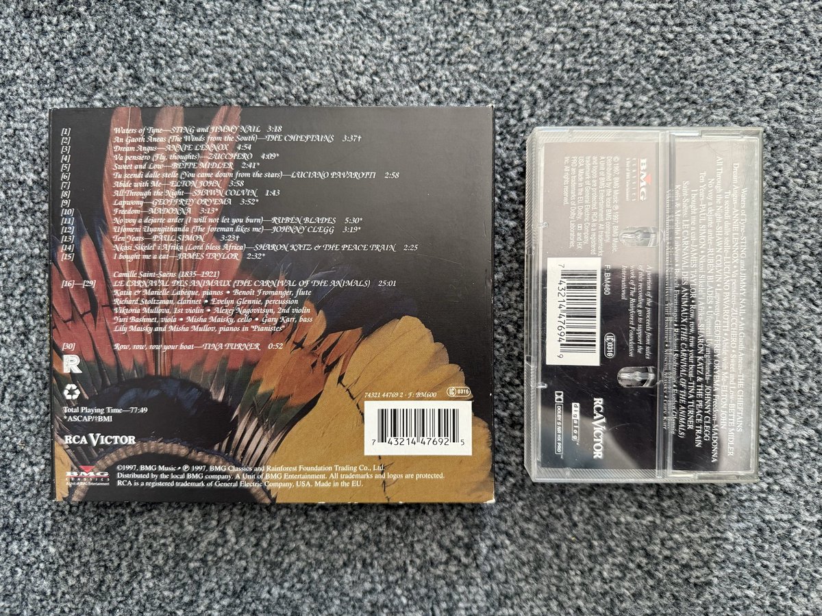 spsmith136's tweet image. #Carnival #TheRainforestFoundation album released 32 years ago today…featuring #Freedom by @madonna!! 😊🎶💃🏼🕺🏻 xx