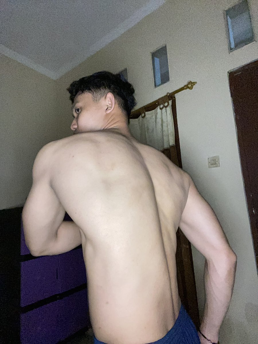 kala_senja tweet media