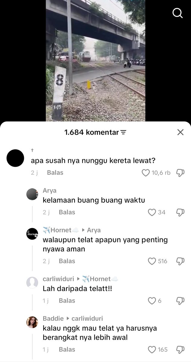 CherryBloom_123's tweet photo. SUMPAHHH KESEL BANGET LIAT KOMENNYA, Mending langgar aturan mati ga nyusahin orang, lah ini udah nyusahin, ngerugiin lagi!!! https://t.co/AZDa3dtriM