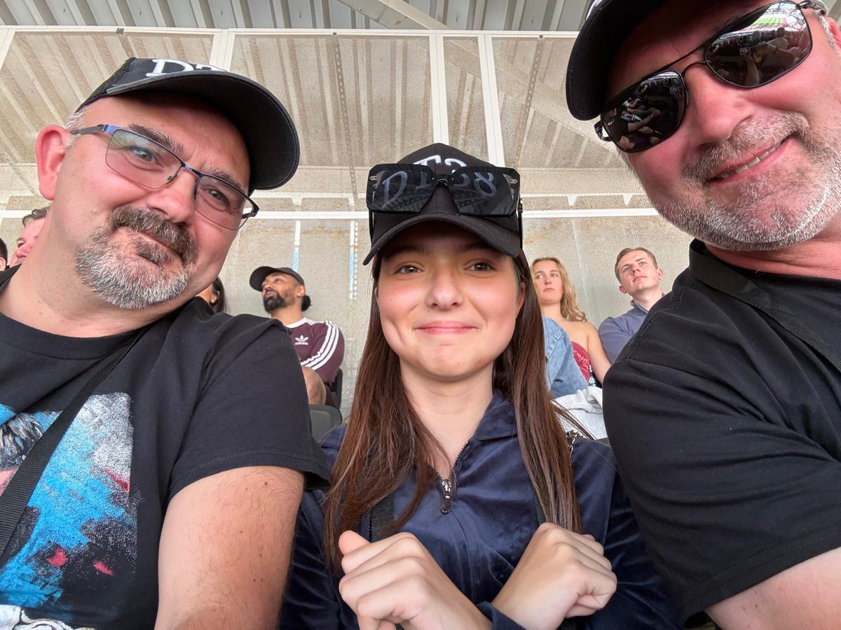 Dylantombides's tweet image. The A-TEAM 💫

Pics of some of our AMAZING fundraising team outside London Stadium on Saturday for DT38 Awareness Day.

Thank you SO much for all of your hard work guys 🫶
@sb_strider @paulbridger73 

#WeAreDT38 #Charity #RaisingAwareness #TesticularCancer #SelfChecking