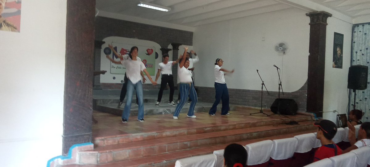 Educación Isla de la Juventud tweet media