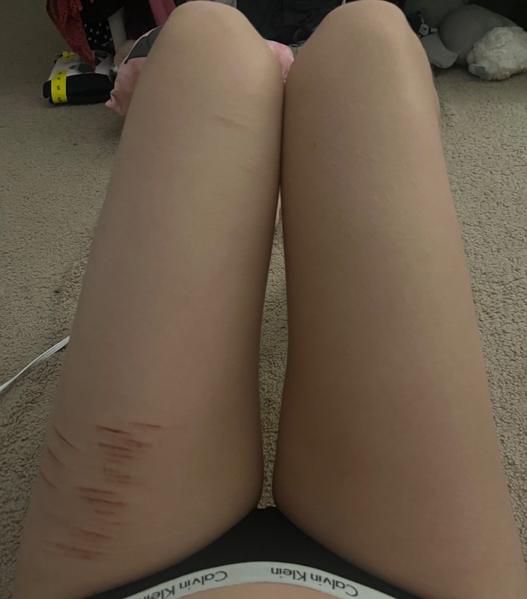 lustfulfleur🪽་༘࿐ tweet media