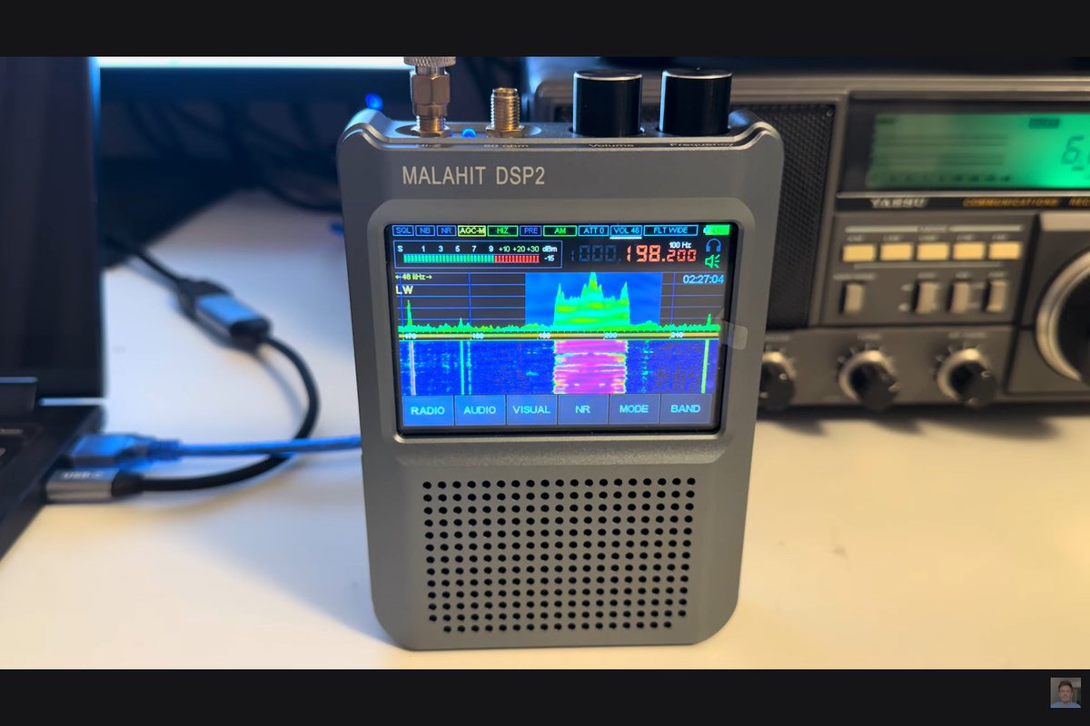 OxfordShortwave's tweet photo. BBC Radio 4 Shipping Forecast 198 kHz longwave copied with excellent audio on the Malahit DSP2 #radio #longwave #dsp2 #shippingforecast #weather 📻🎙️📡🔊🌎🌍🌏🌐☁️⛅️🌧️🌩️❄️🌪️🌊🌤️🌥️⛈️🌨️🌀🌓🌔🌞🌦️☀️🚢🛳️⚓️👍⚡️⚡️⚡️
https://t.co/7JNGOdwPhC https://t.co/q3QvbwkAJD