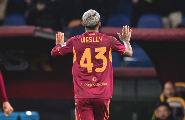 laroma24.it tweet media