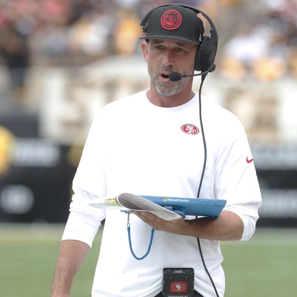 Chase_Senior's tweet image. Kyle Shanahan's strengths and weaknesses:

Strengths: 
- Scheme
- Play-calling
- Play design 
- Gets the most out of QB's not named Trey Lance
- Offenses that produce YAC
- Double-digit wins in 4/5 years
- If he wins a Super Bowl, first ballot HOF and one of the most influential