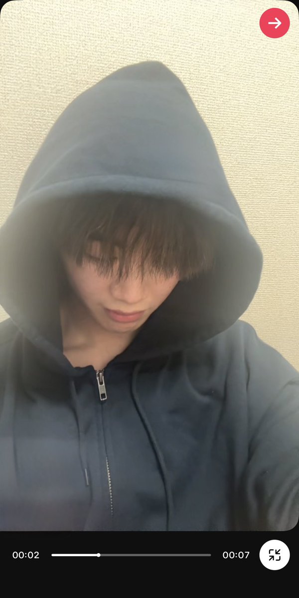 しゅ tweet media