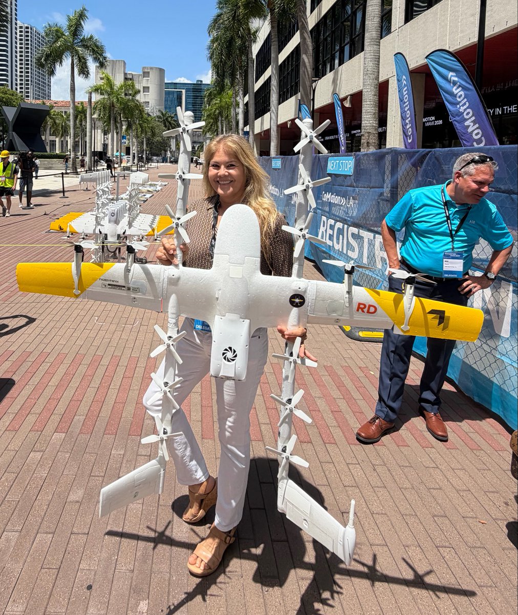 Tamar__Burton's tweet image. Interactive demonstrations with @Wing during @CoMotionNEWS  #drone #autonomous #delivery