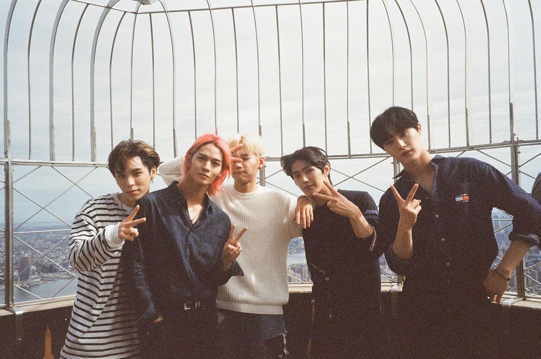 lala 💛 // rest. tweet media