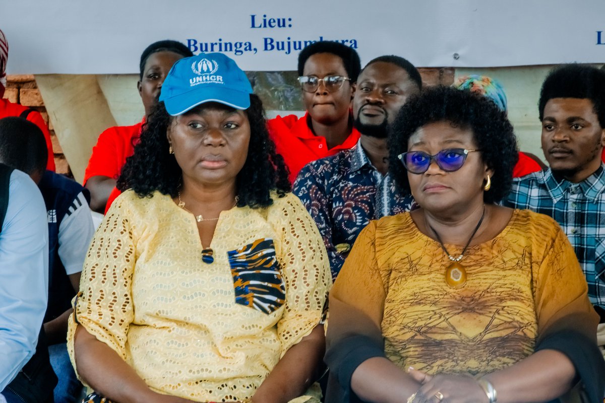 UNWomenBurundi's tweet photo. ✨On April 28, 2026, in Buringa, @UNWomenBurundi, @UNHCR_Burundi, and #JRS Burundi joined forces to launch the official distribution of essential agricultural and technical equipment to urban refugees. Despite the heavy rain, the spirit of hope and determination shone brightly https://t.co/lILEaFzXzS