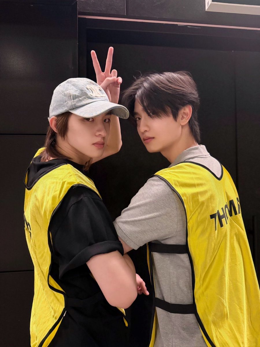 🦊 𝗞𝗔𝗧𝗛 tweet media