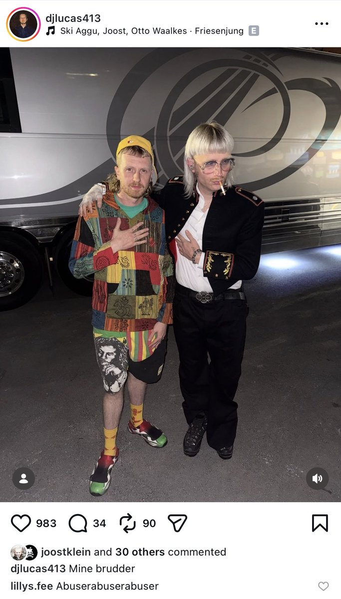 lilly🍉 tweet media