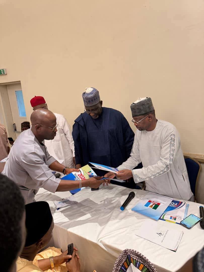 Oyo Affairs tweet media