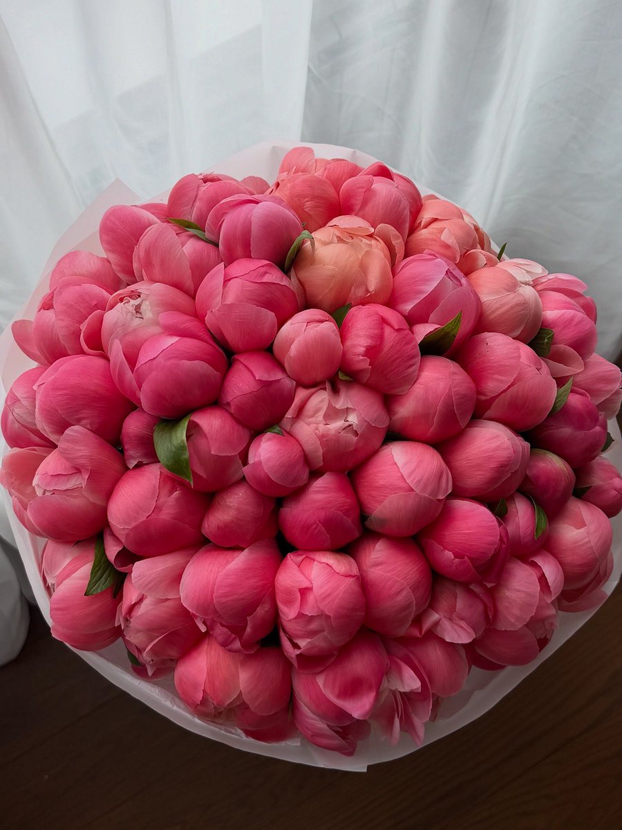 negr7775's tweet photo. .🌷🤗🧁🐣 https://t.co/DmRTitbbMv