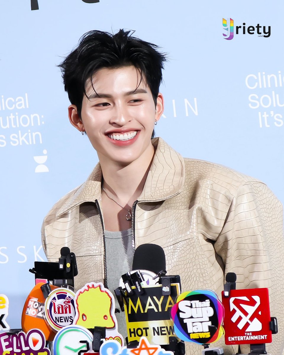 โจเซฟีน ⟡ tweet media