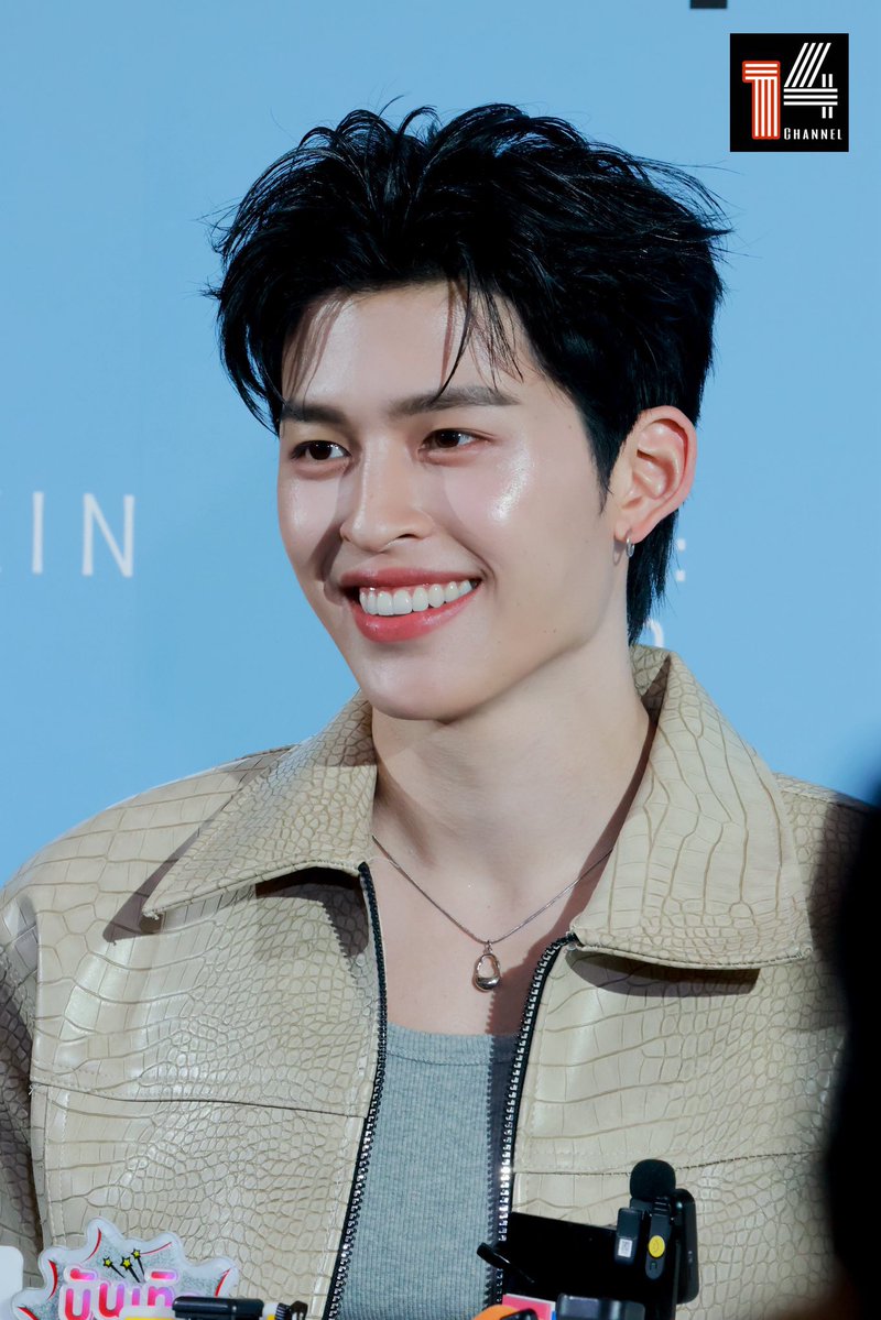 โจเซฟีน ⟡ tweet media