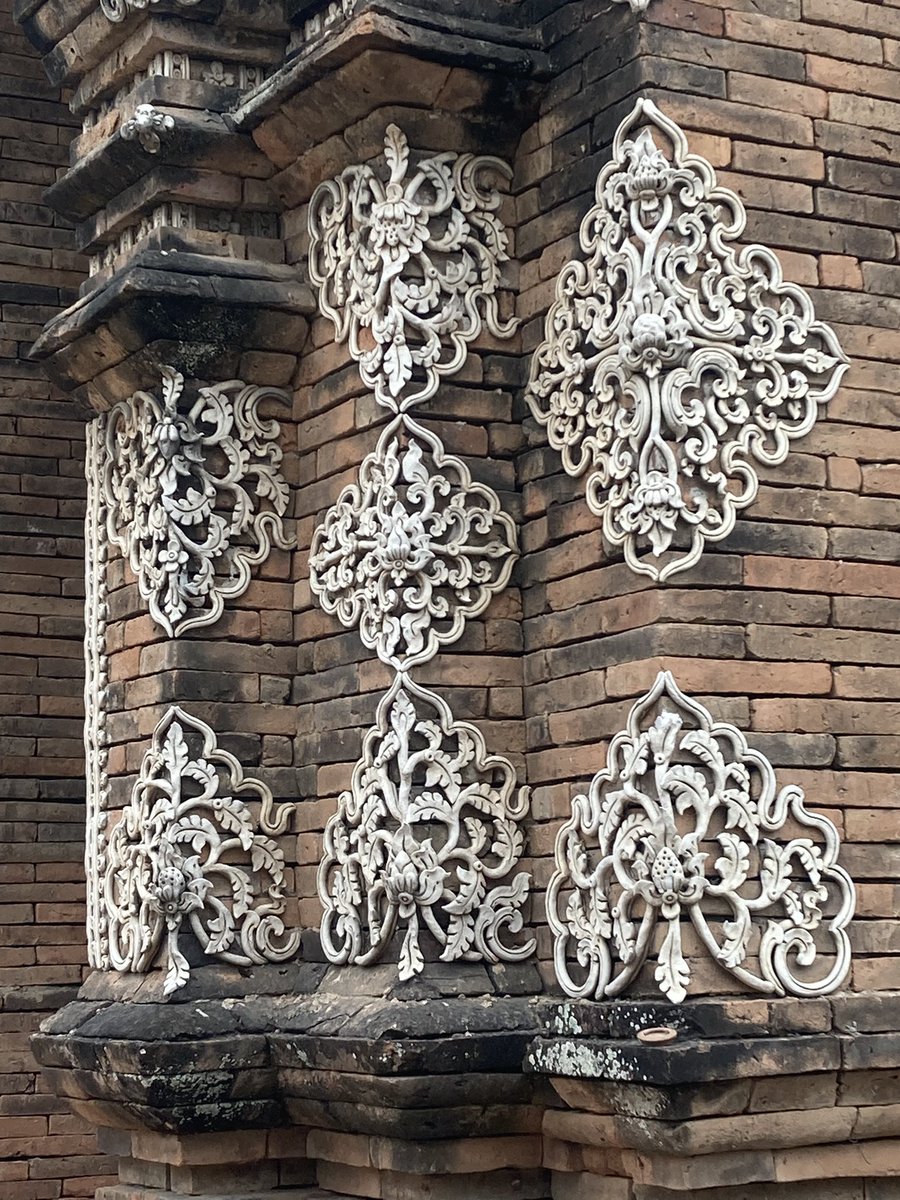 ดีเอ็นเอพ่อ บารมีแม่ E41-E44 #ifexpo tweet media