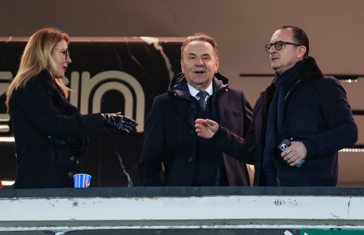sportklub's tweet photo. Sport klub analiza: Evo kolike su obaveze FK Partizan!

Crno-beli su u veoma teškoj poziciji uprkos galantnoj pomoći države: https://t.co/m5dFfoU4aD

#fkp #fkpartizan #partizan #superliga #superligasrbije #fss #srbija #mijatović #forcan #ljajić #vučić https://t.co/uUDU68IGnH