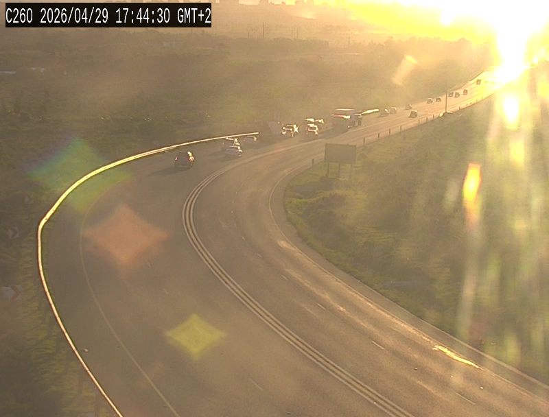 CapeTownFreeway's tweet image. Update: Stationary Vehicle: N2 Outbound after Sir Lowry's Pass Rd. Cleared. #BeTheChange