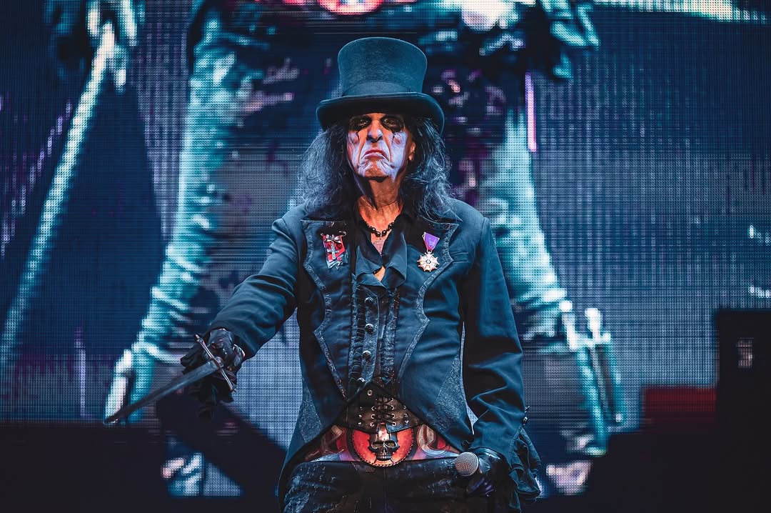 Alice Cooper tweet media