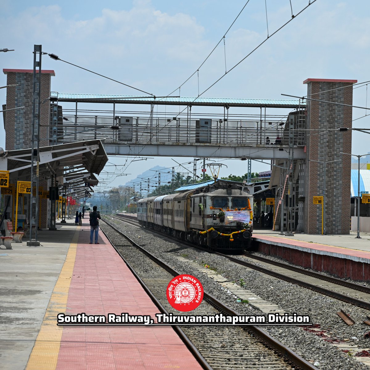 drm_tvc's tweet image. Speed trial conducted in the newly constructed double line between Nagercoil Town station and Eraniel station.
#IndianRailways #SouthernRailway #TVCSR #Train #Railways