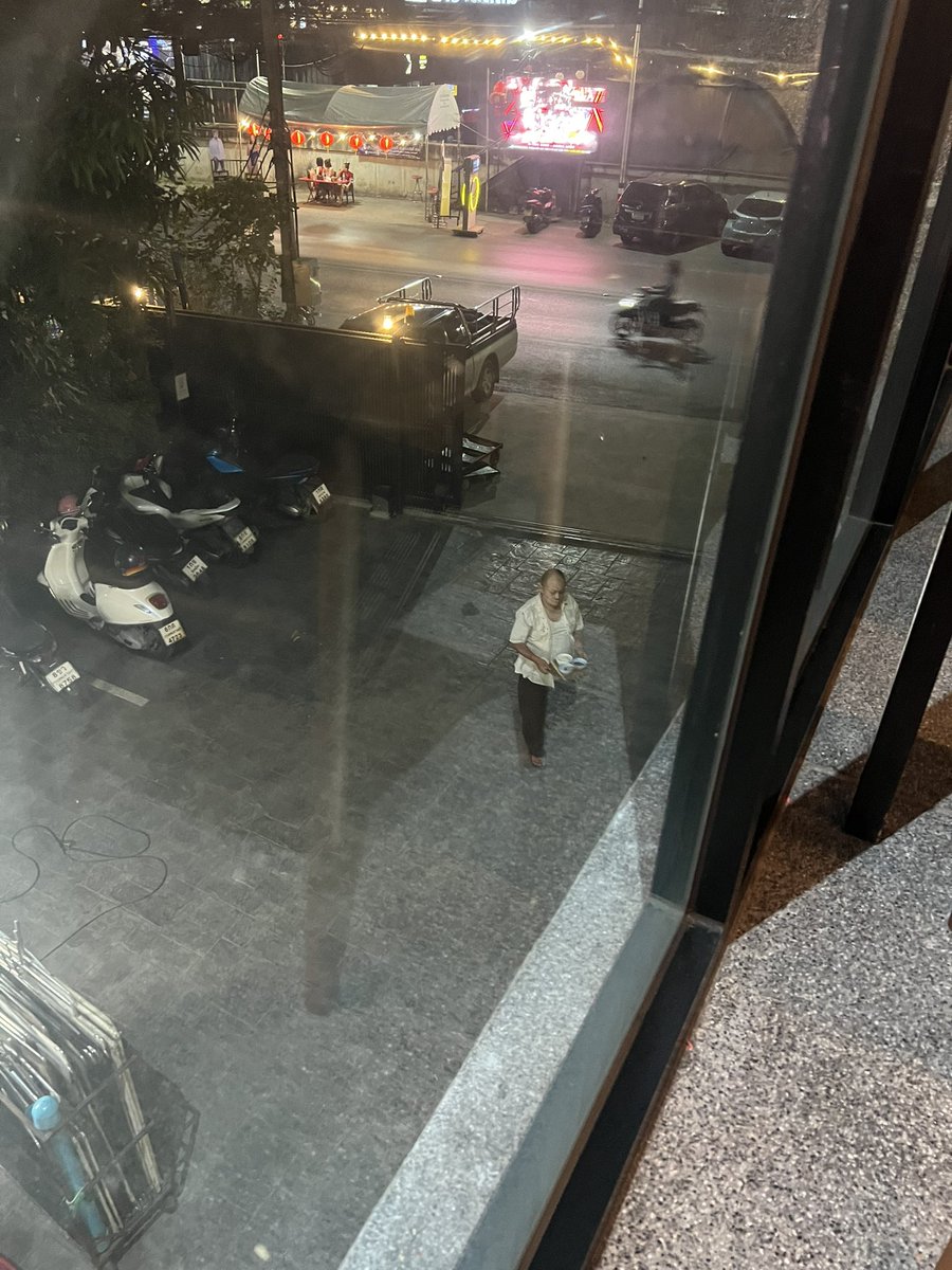 อาทิตย์ ลูก ดิเรก tweet media