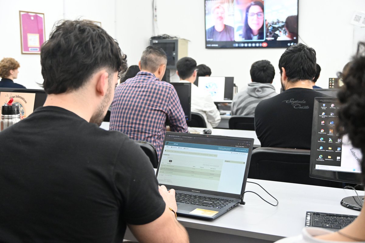 DemosCCE's tweet photo. 🚀 ¡MÁS DE 200 PERSONAS INSCRIPTAS! 💻

Dimos inicio al Programa MAC en la @UTNSantaFe. Un trayecto formativo de 14 semanas para potenciar el futuro laboral y educativo con herramientas digitales claves. A partir de ejes como IA, programación y diseño UX/UI, entre otros. https://t.co/aR28p2X9Kt