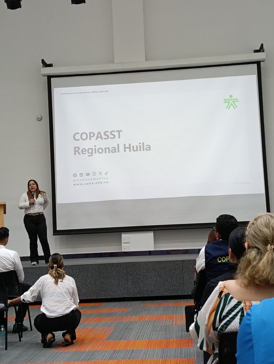 diegonzalezg's tweet photo. Participado del Primer Encuentro COPASST Huila "Aprendiendo de Experiencias Exitosas" @MintrabajoCol @comfamiliarh @SENAComunica @municipioneiva @HuilaGob @PositivaCol @Electrohuila https://t.co/YnXr9x0o1b