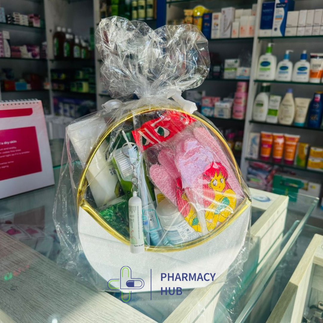 We have a gift hamper for 1 lucky person , who will follow <a href="/PharmacyHubug/">Pharmacy Hub</a> today❤️