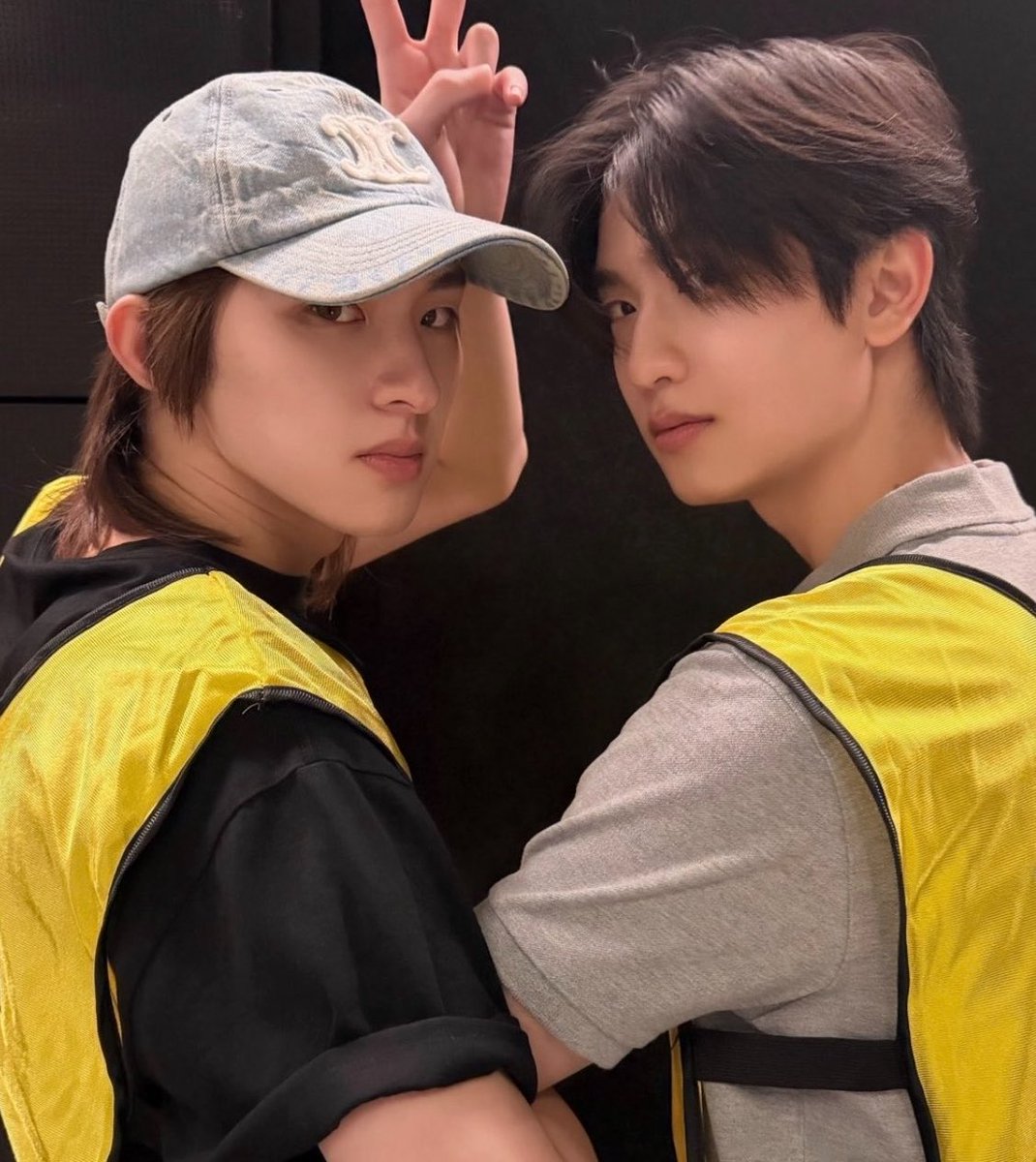 J’nimmm🍷 อันวาร์บลู ❤️‍🔥 tweet media