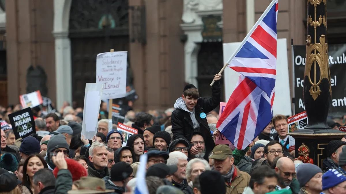 Mario Nawfal tweet media