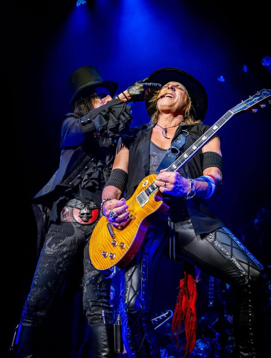 Alice Cooper tweet media