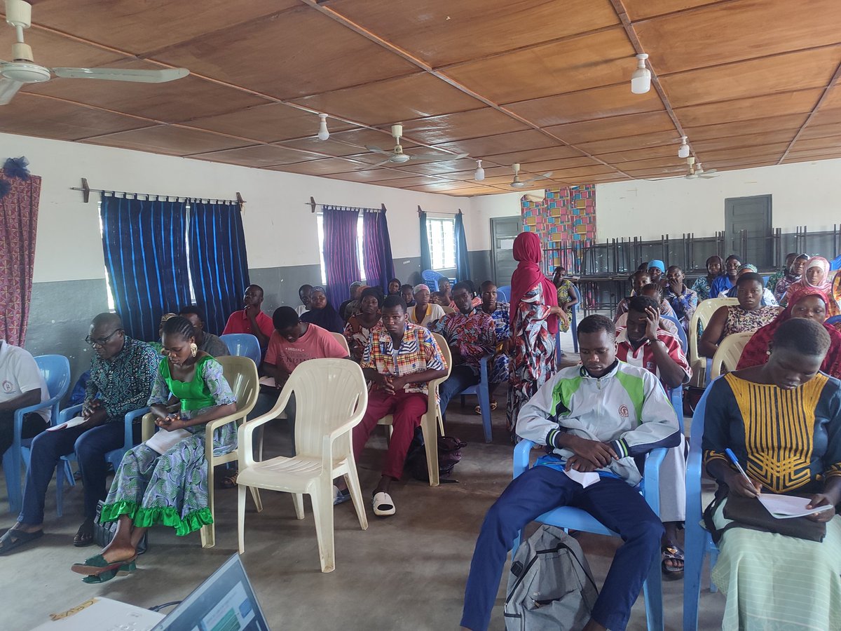 anvt_togo's tweet photo. Après les étapes des entretiens de sélection, 3370  candidats #VEC et 628 #VS  retenus dans le cadre de la 11e phase du programme de Volontariat d'engagement citoyen, suivent une formation  pré-déploiement du 28 au 30 avril.

#FormationVEC
#JeMengage
#CRV
#ANVT https://t.co/GyyWEXR3cR